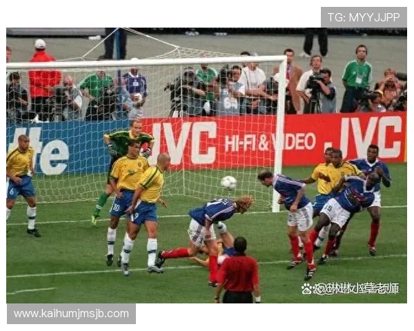 世界杯精彩进球集锦：从专业角度分析世界杯精彩进球的技术要点与战术应用